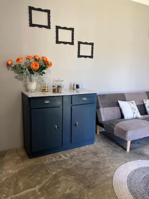 Stellies Accommodation - Room 1 Keetmanshoop Εξωτερικό φωτογραφία
