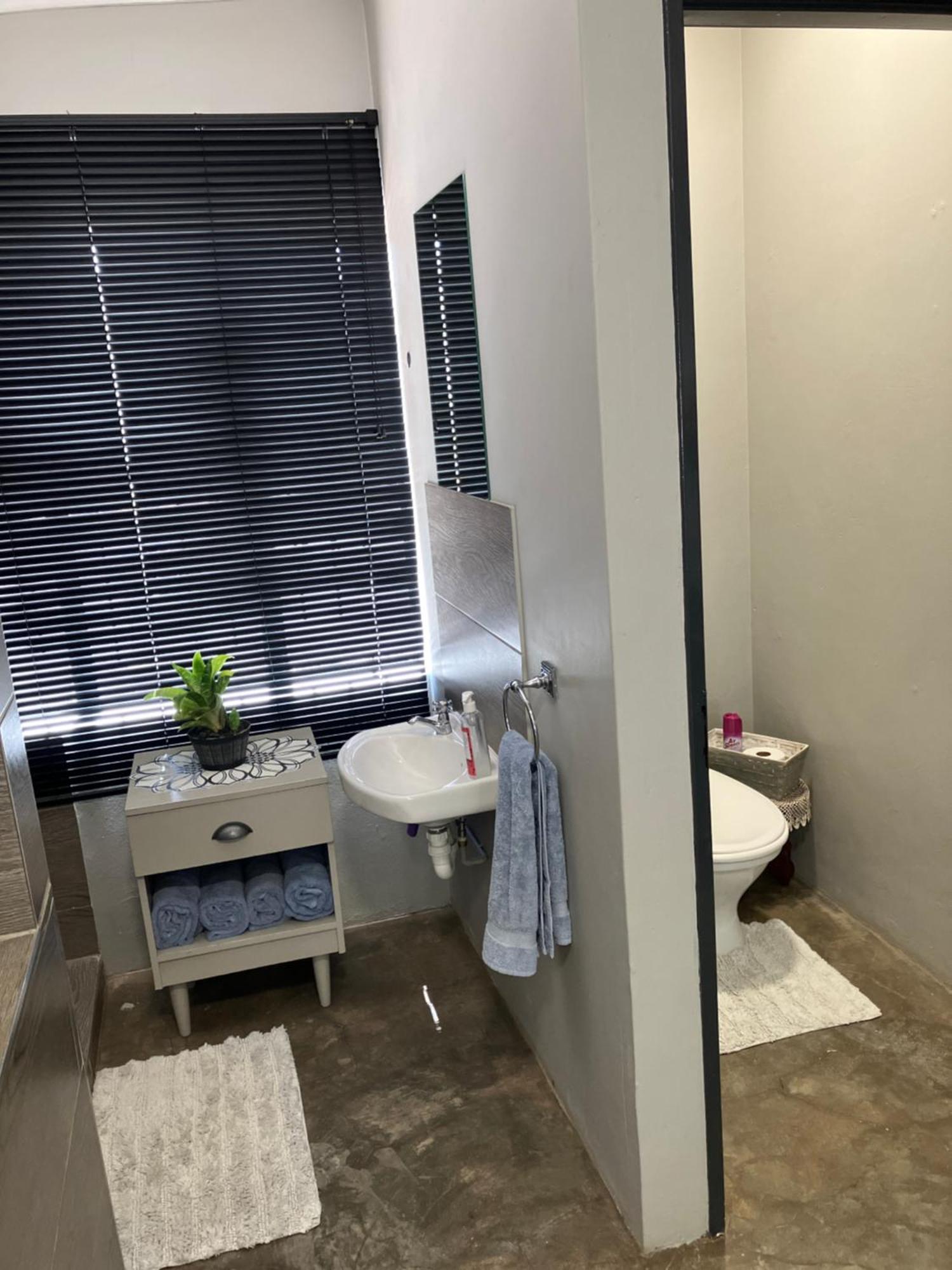 Stellies Accommodation - Room 1 Keetmanshoop Εξωτερικό φωτογραφία